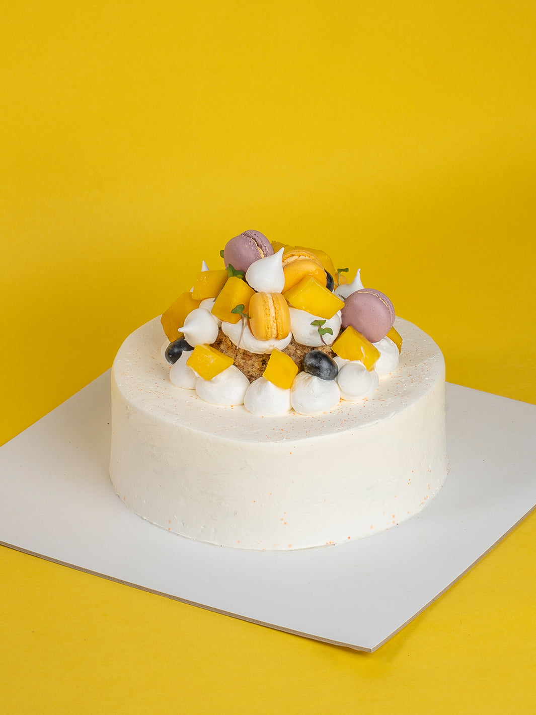 Mango, Blueberries & Almond