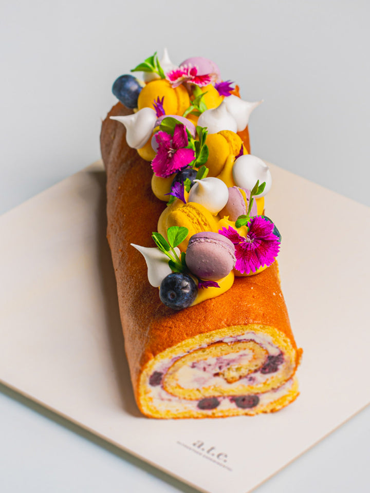 Blueberry, Citrus & Elderflower Swiss Roll